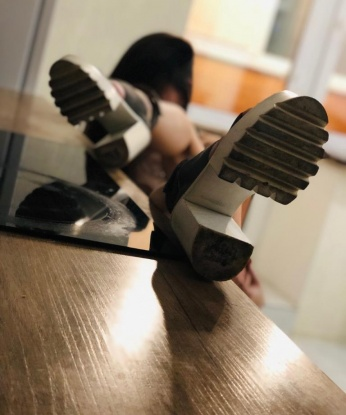 Аппетитная и развратная красотка приглашает провести время в атмосфере страсти и похоти. Я готова исполнить все твои фантазии и желания. Позвони мне и узнаешь, что такое истинное наслаждение! 5784, 25 лет